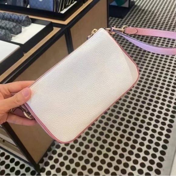 coach Nolita 19 With Stripe Heart Motif ca797 with extender - Picture 6 of 13